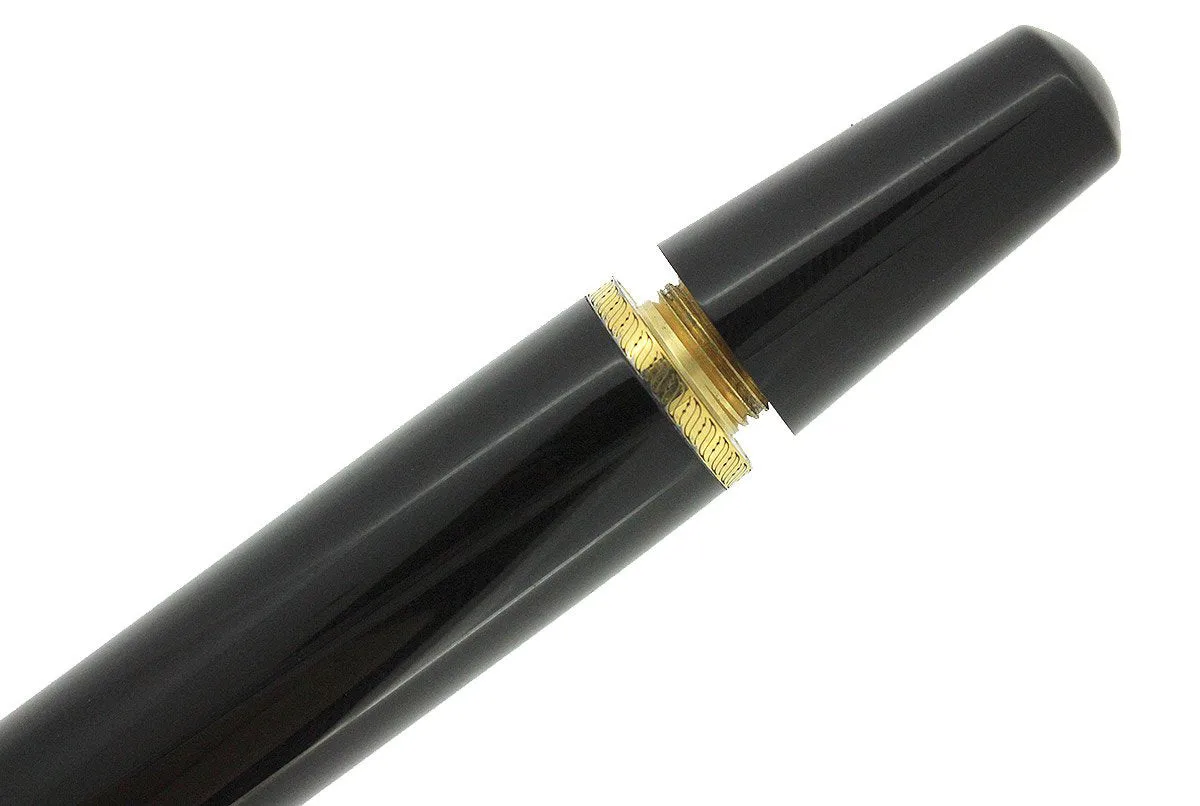 1995 MONTBLANC VOLTAIRE WRITERS EDITION MEISTERSTUCK FOUNTAIN PEN W/BOX & PAPERS