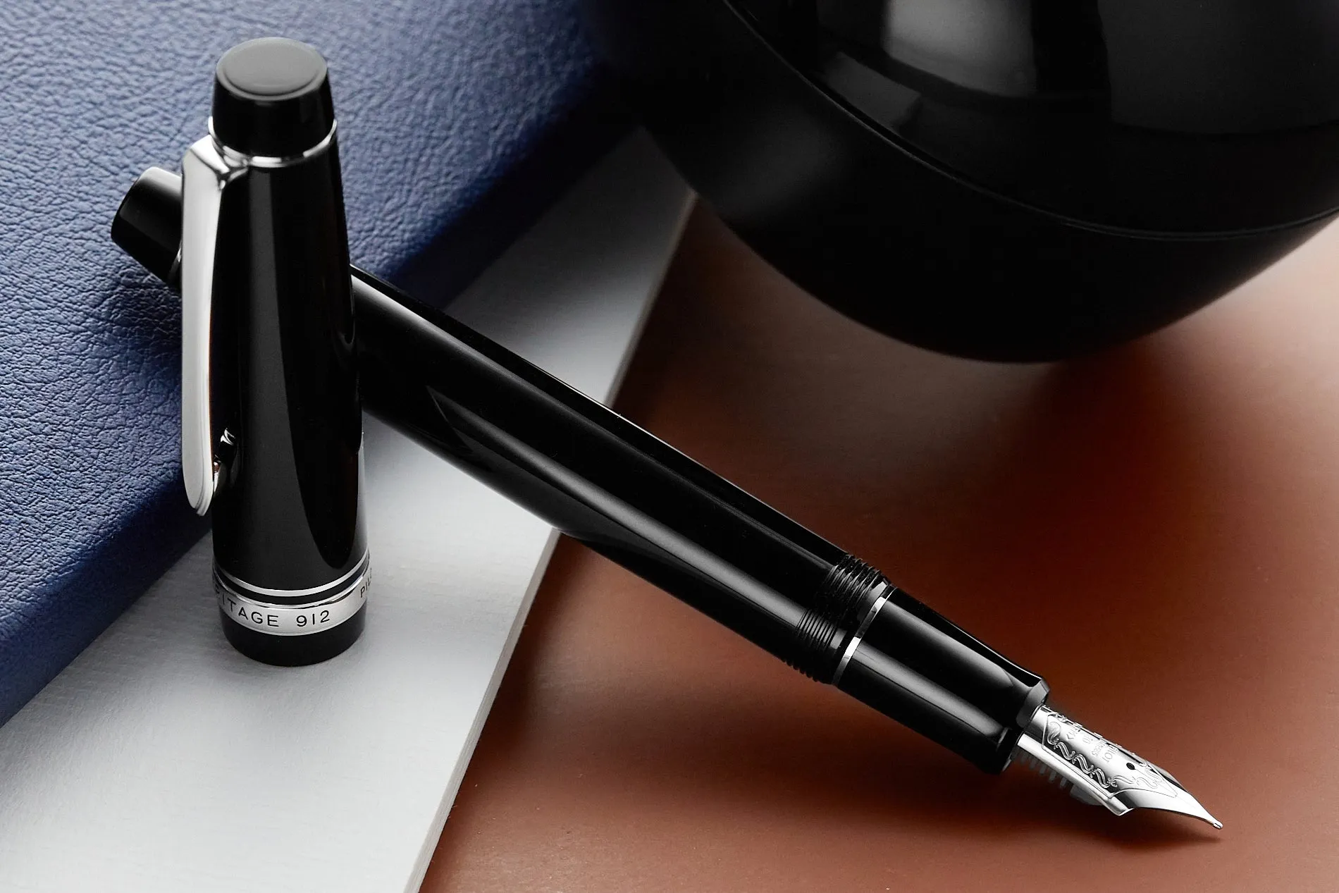 (Bottom Shelf) Pilot Custom Heritage 912 Fountain Pen - Black