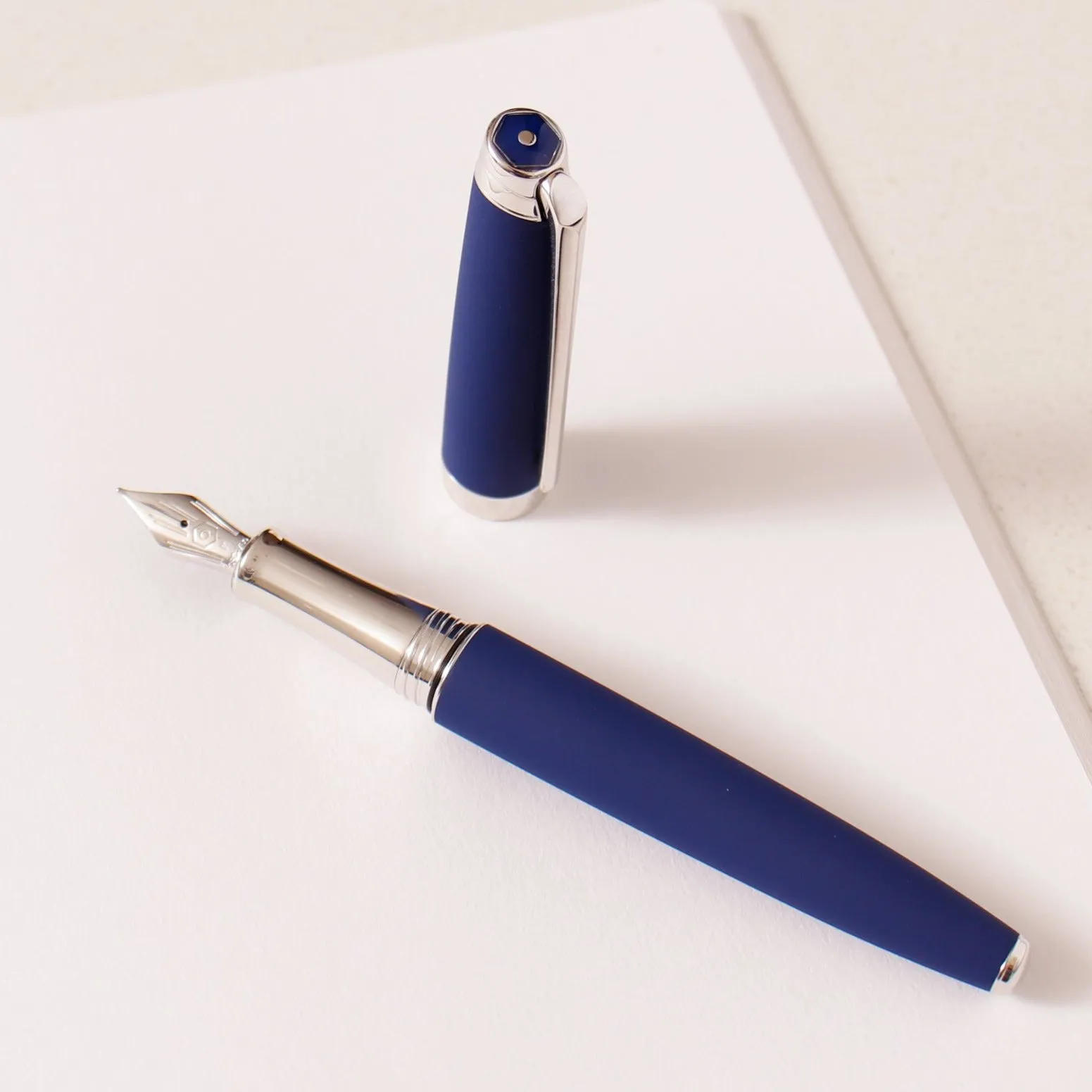 Caran D'Ache Leman V2 Blue Night Fountain Pen
