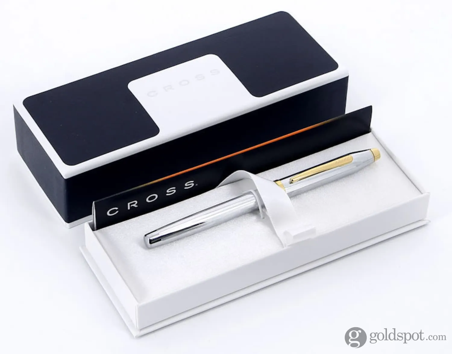 Cross Century II Medalist Selectip Rollerball Pen in Chrome with Gold Trim