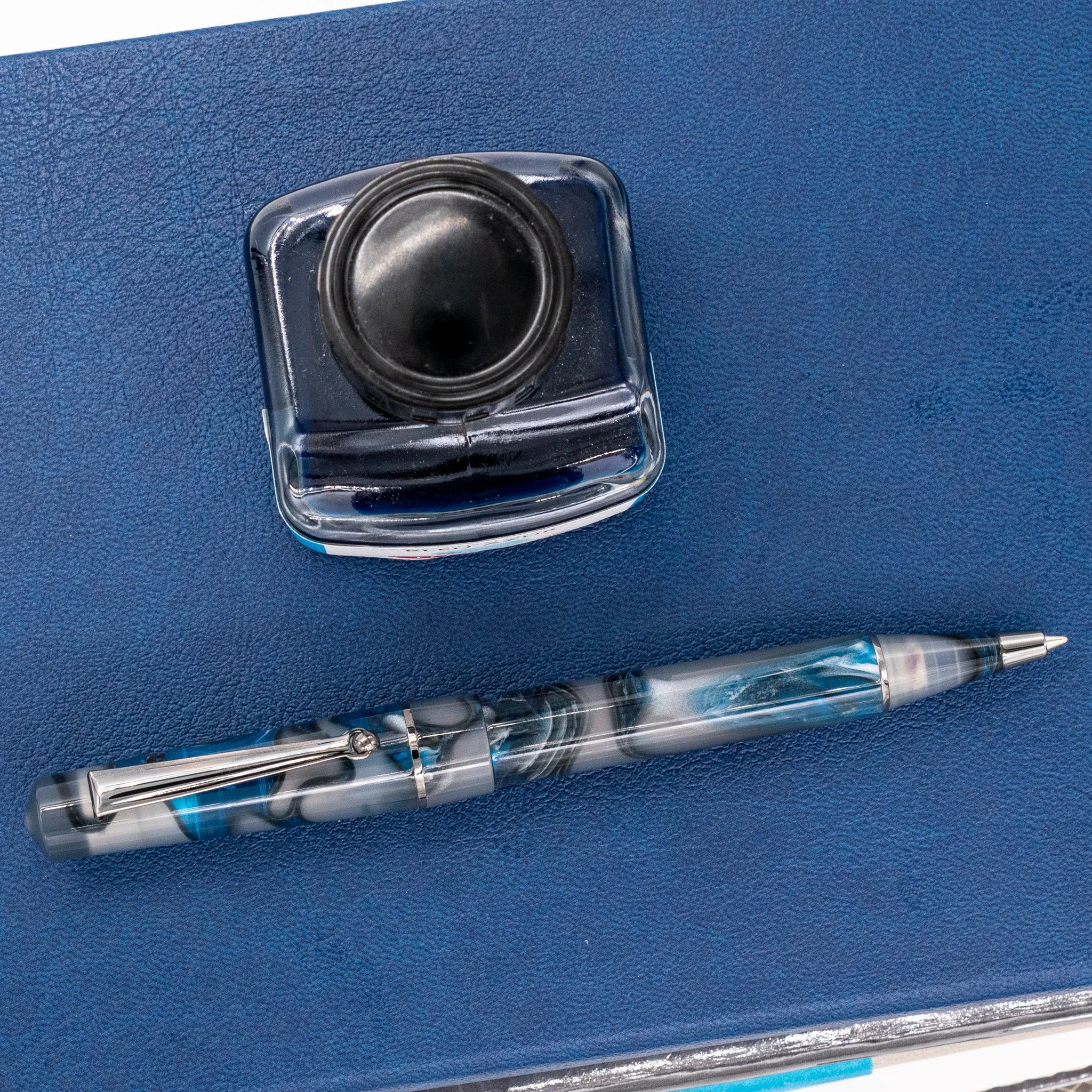 Delta Duna Ballpoint Pen - Grey Reflex