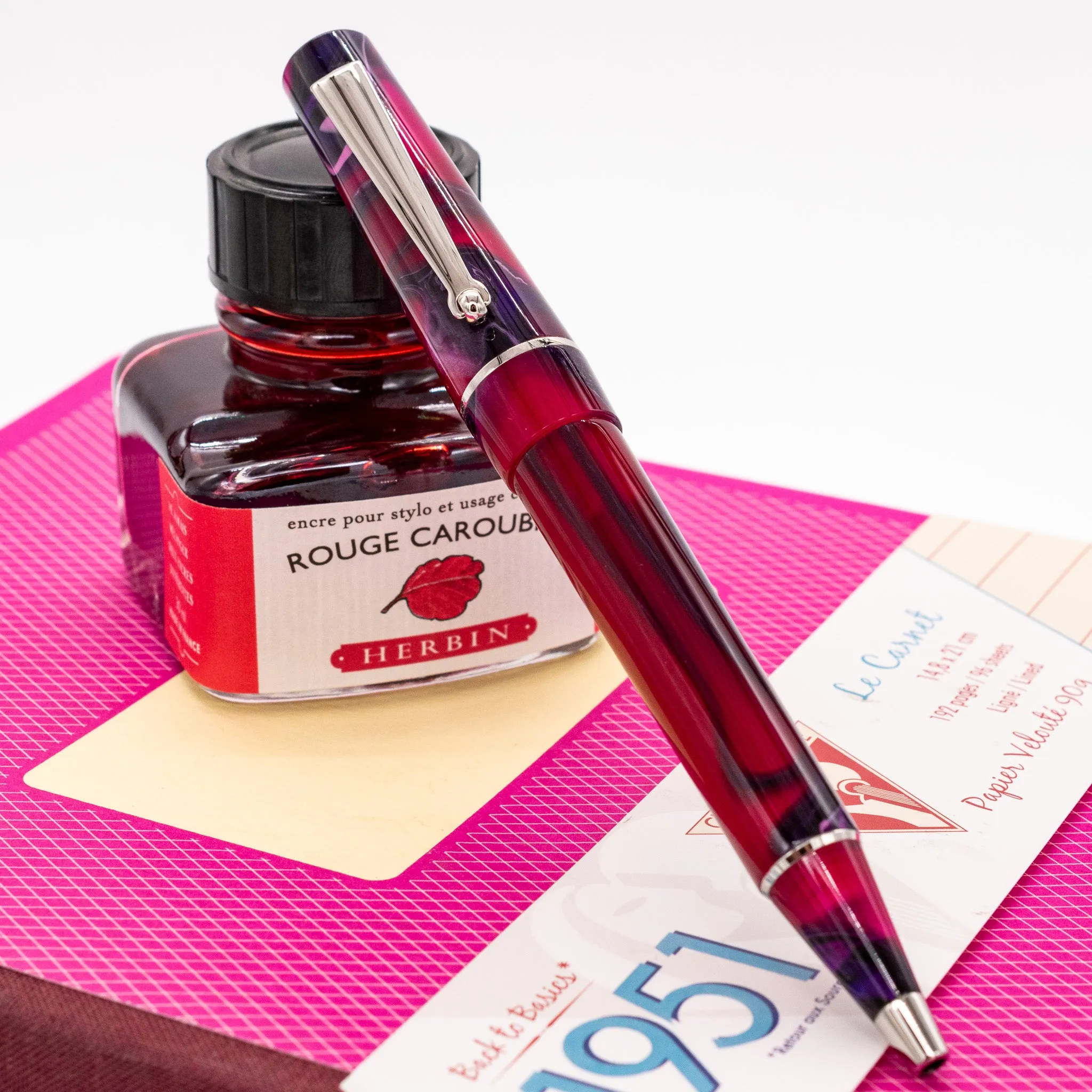 Delta Duna Ballpoint Pen - Magenta Mirage