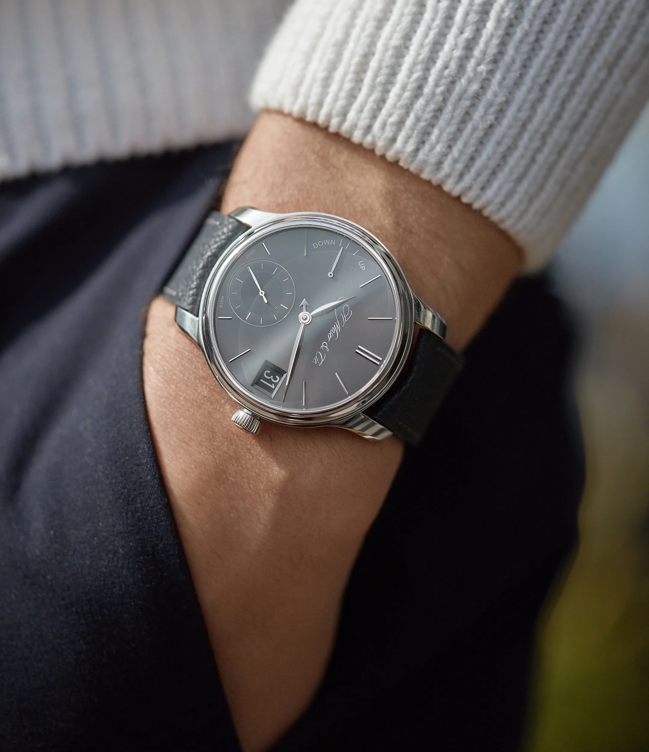 Endeavour Perpetual Calendar | Platinum