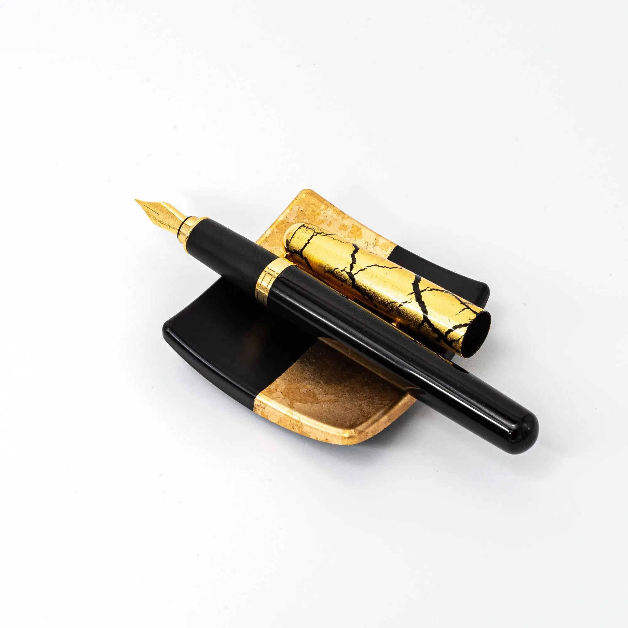 Gold Leaf Ichimatsu Pattern Pen Tray