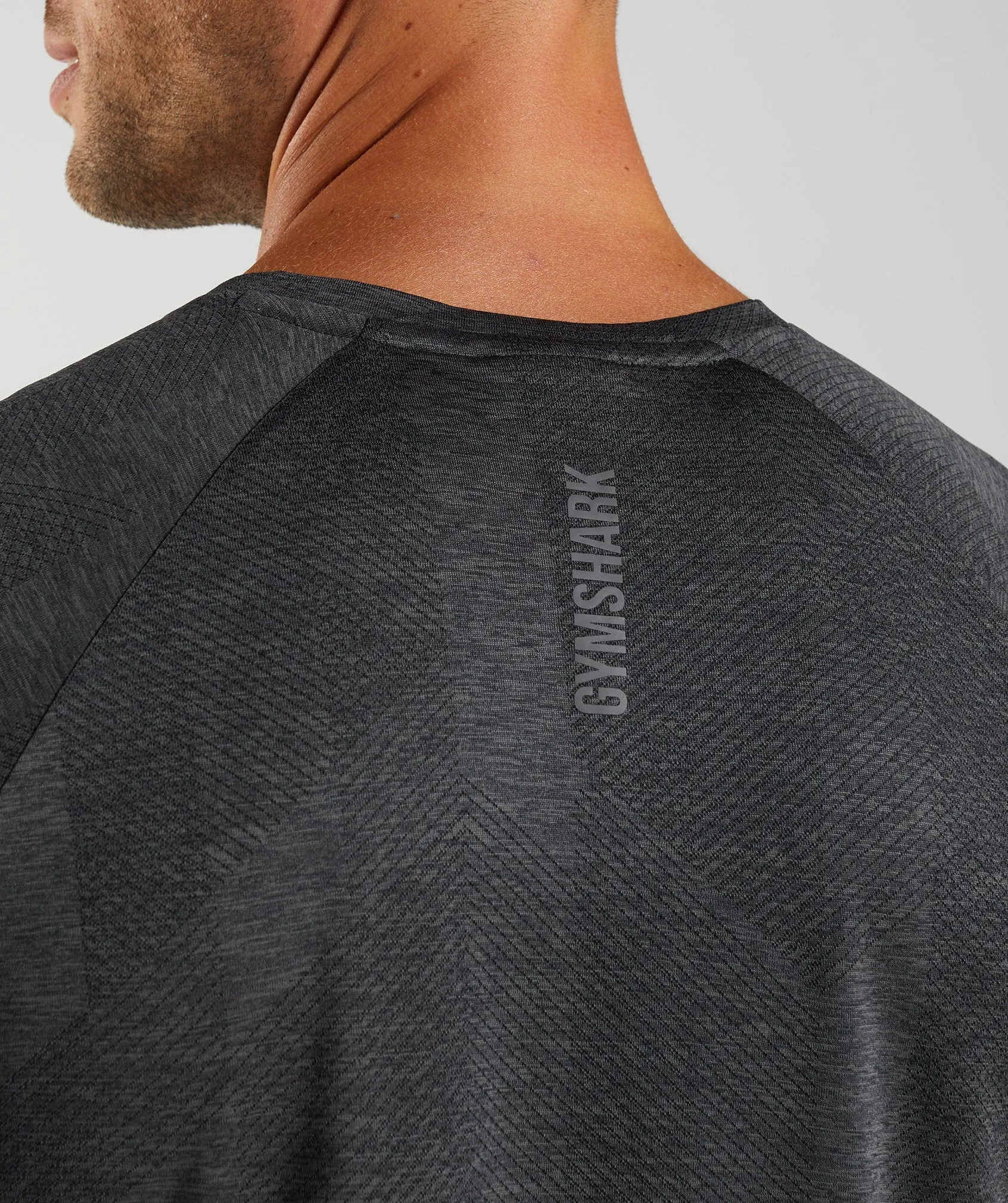 Gymshark Apex T-Shirt - Black/Silhouette Grey