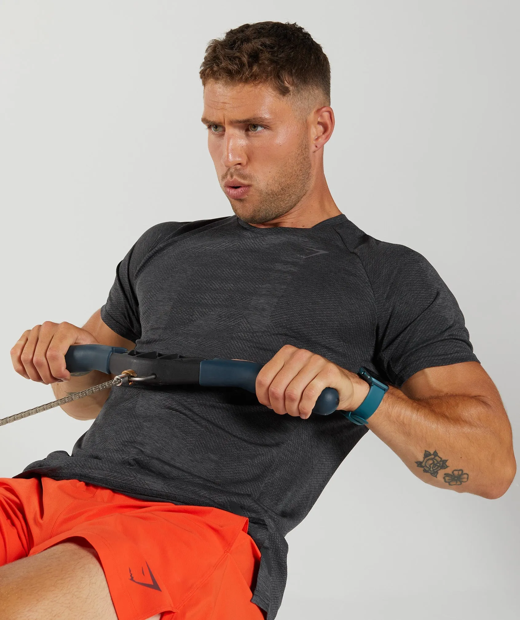 Gymshark Apex T-Shirt - Black/Silhouette Grey