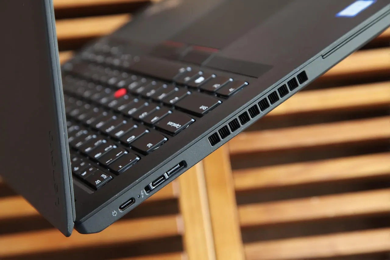 Lenovo ThinkPad T480 | 14" IPS FHD (1080p) Business Laptop | Intel Core i5-8350U up to 3.60GHz Quad-Core (8th Gen), 8GB DDR4 RAM, 256GB NVMe SSD - Windows 11 - Intel® UHD 620, USB-C (Thunderbolt), HDMI - Certified Refurbished (Grade A) - Warranty